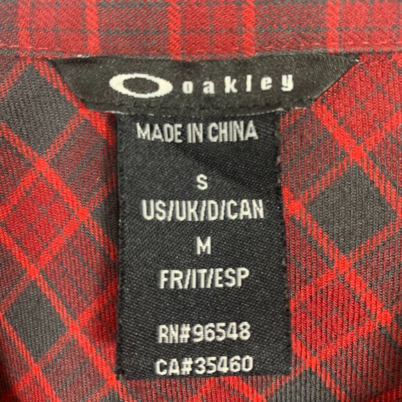 Plaid Flannel Button Shirt Mens  size medium  Red green check Oakley - Picture 2 of 16